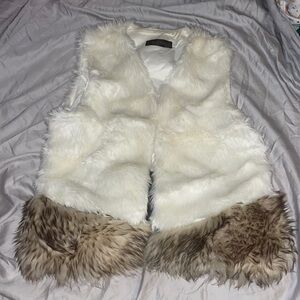 Faux Fur White and Tan Vest size XL